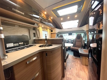 Knaus Sunti TI 700 MEG