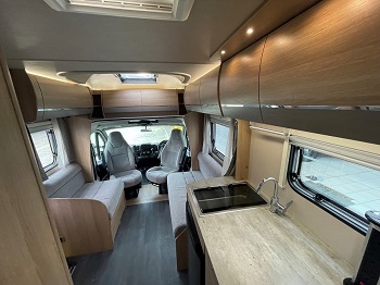 Auto-Trail Imala 734 - Automatic