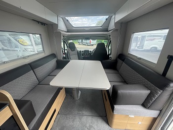 Adria Matrix 600 DT Plus