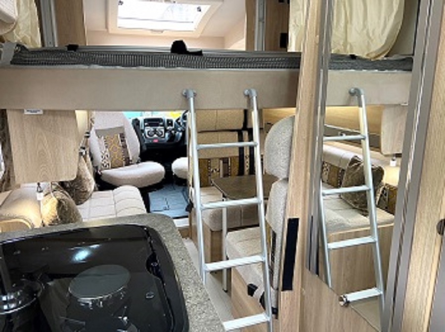 Elddis Evolution 196