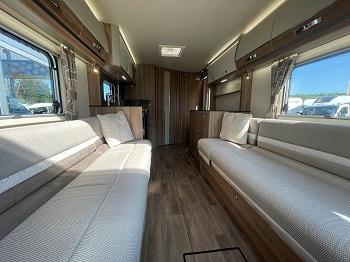 Bessacarr 542