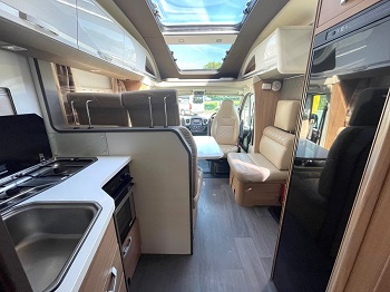 Adria Coral 670 SC Plus - Automatic