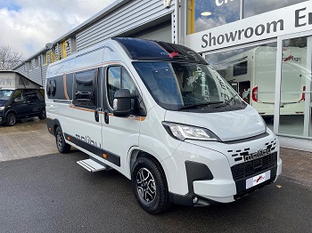 Malibu First Class - Two Rooms 640 LE RB -Skyview GT - Automatic