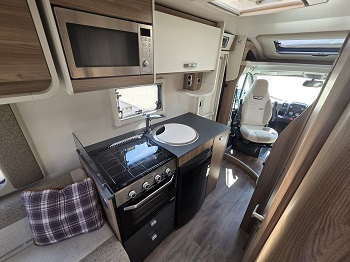 Swift Escape Compact C402