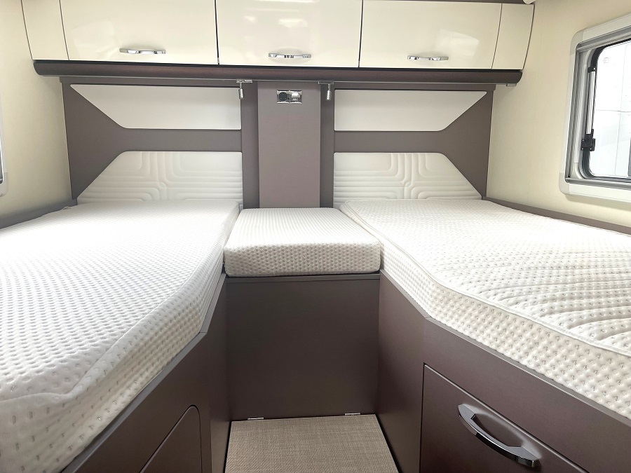 Burstner Harmony Lyseo 727 - Automatic