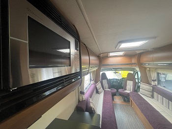 Auto-Trail Navajo