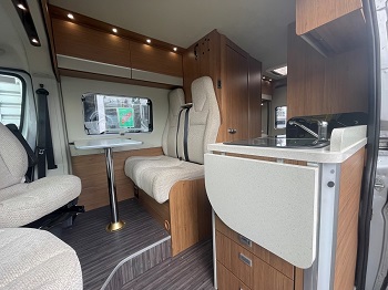 Auto-Trail Tribute T670 - Automatic