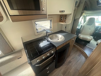 Swift Escape Compact C402