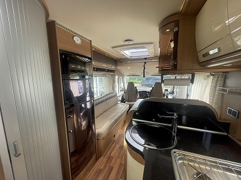 Hymer B-544