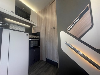 Swift Voyager 594 - Automatic