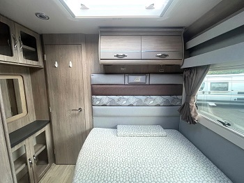 Auto-Sleepers Corinium FB - Automatic