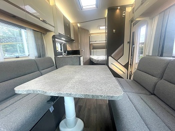 Swift Voyager 564 - Automatic