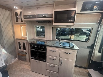 Auto-Sleepers Kingham -Automatic