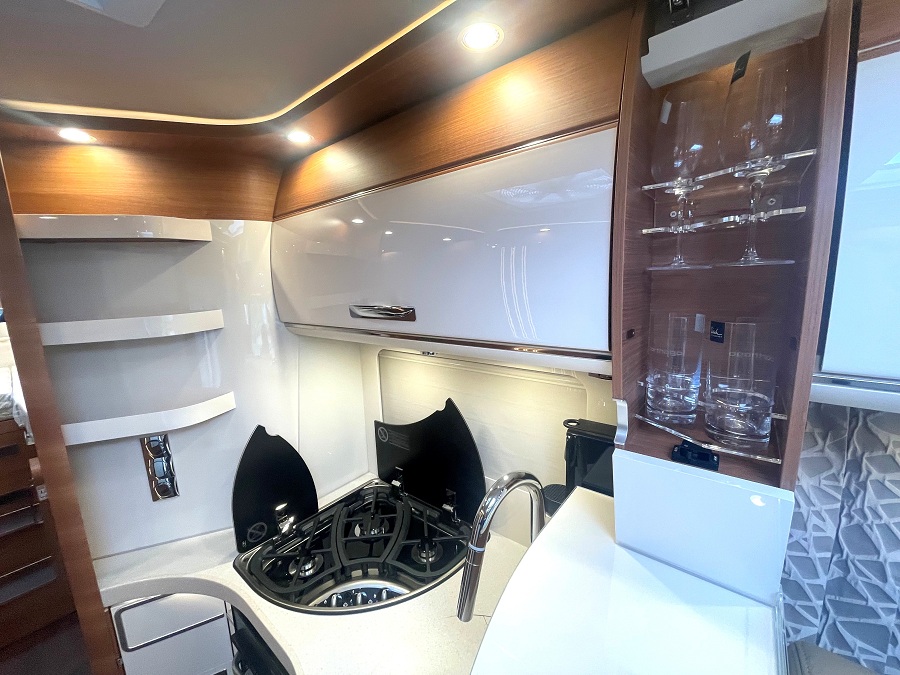 Carthago chic c-line I 4.9 LE L - Automatic