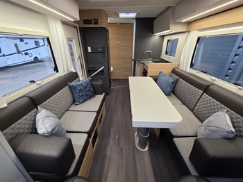 Adria Matrix Axess 600 DT - Automatic