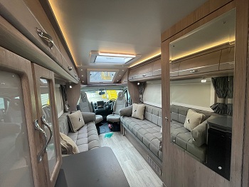 Auto-Sleepers Broadway EK TB LP - Automatic