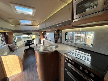 Auto-Trail Tracker RS Lo-line