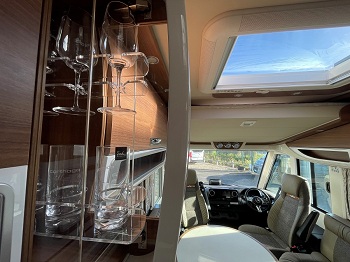 Carthago Chic e-line I 51 QB DA - Mercedes Automatic