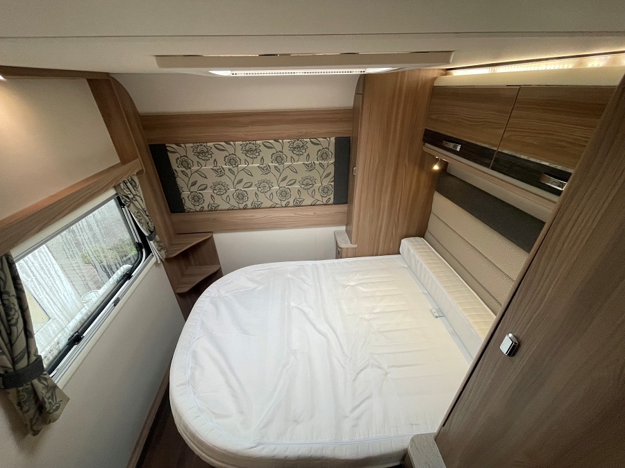 Bessacarr Hi-Style 494