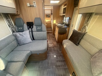 Bailey Autograph 79-4T