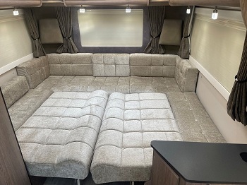 Auto-Sleepers Broadway EL - Automatic