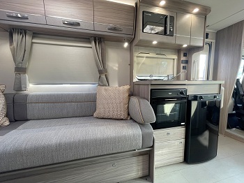 Elddis Evolution 120