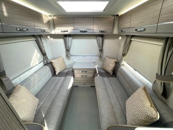 Elddis Evolution 120