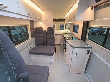 Auto-Sleepers Active FG 635