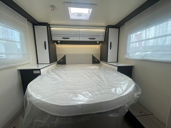 McLouis Fusion 379 - Automatic