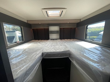 Swift Trekker 584 - Automatic