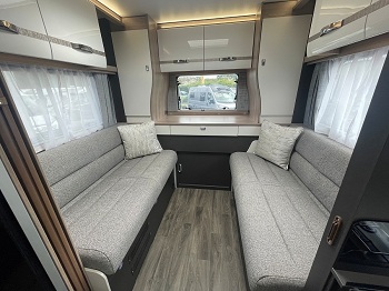 Swift Voyager 574 - Automatic