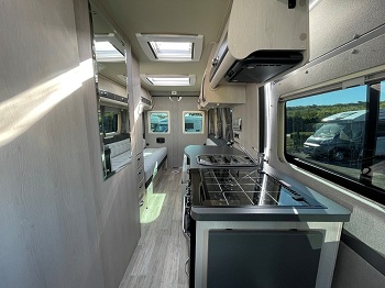 Auto-Sleepers Warwick XL - Automatic