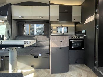 Swift Trekker 594 - Automatic