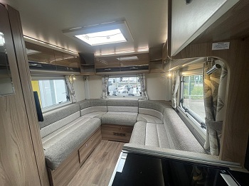 Swift Bessacarr Hi-style 496 - Automatic