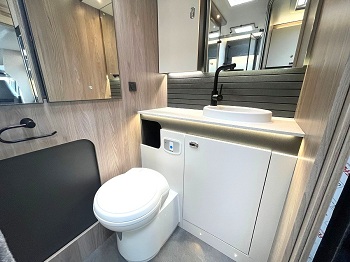 Swift Voyager 540 - Automatic