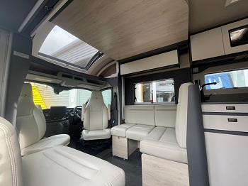 Auto-Trail F74 - Automatic
