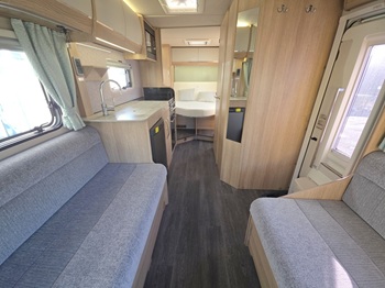 Auto-Trail Imala 730 - Automatic