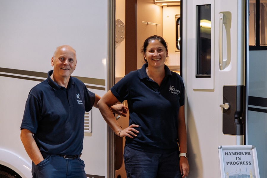 Handover Technicians - Mark & Dawn