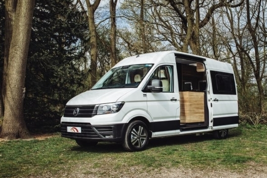 vw-crafter-motorhome-hopton-03-19web.jpg