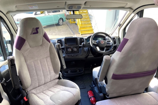auto-sleepers-fairford-plus-interior-cab-seats.jpg