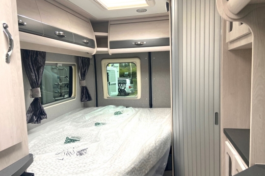 auto-sleepers-kingham-interior-bed.jpg