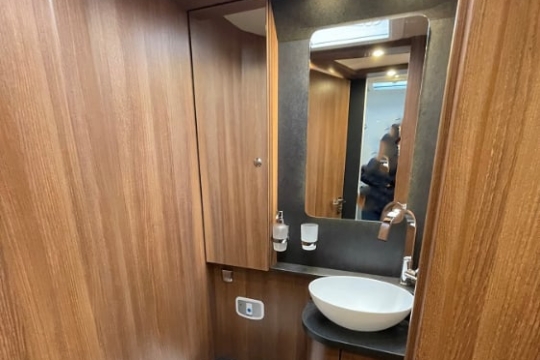 carthago-c2-tourer-I- 145-RB-LE-interior-washroom.jpg