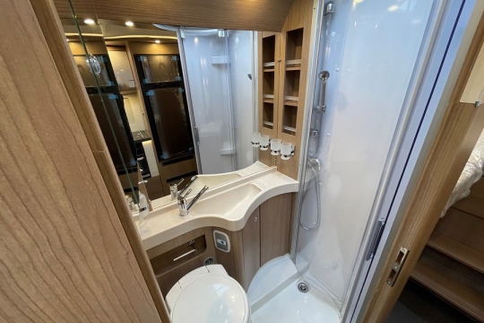 carthago-c1-tourer-interior-washroom.jpg