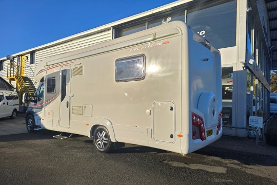 auto-trail-frontier-delaware-exterior-rear-side.jpg
