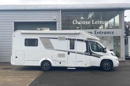 knaus-sunti-700-exterior-side.jpg