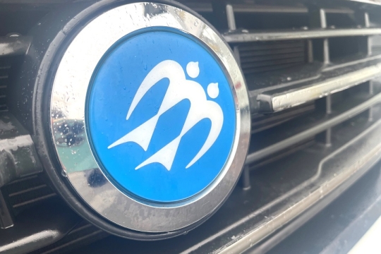 knaus-sunti-700-exterior-badge.jpg
