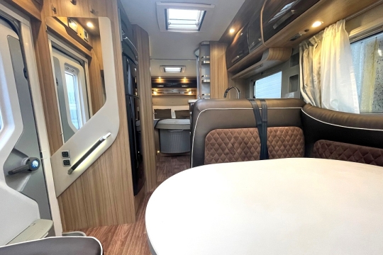 knaus-sunti-700-interior-front-to-rear.jpg