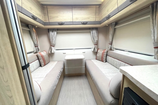 elddis-evolution-196-interior-rear-lounge.jpg