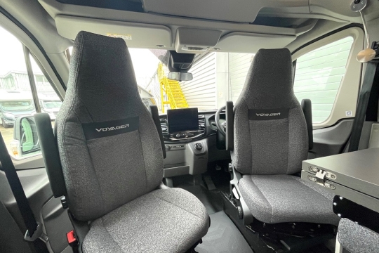 swift-voyager-594-interior-cab.jpg