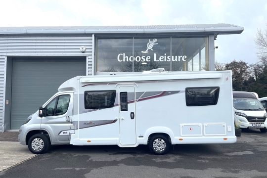 elddis-majestic-155-exterior-side.jpg